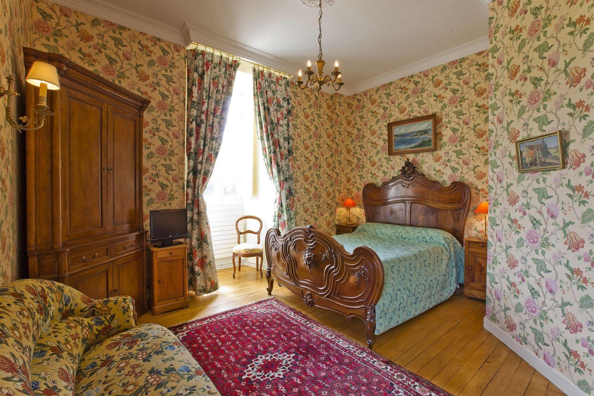 Chateau De La Verie Шалан Екстериор снимка